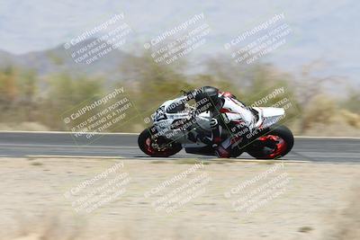 media/Apr-20-2025-CVMA (Sun) [[39090e8767]]/Race 9-Formula LW Twins Shootout/